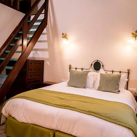 Eco Con Encanto Masia La Mota Hotel 2*